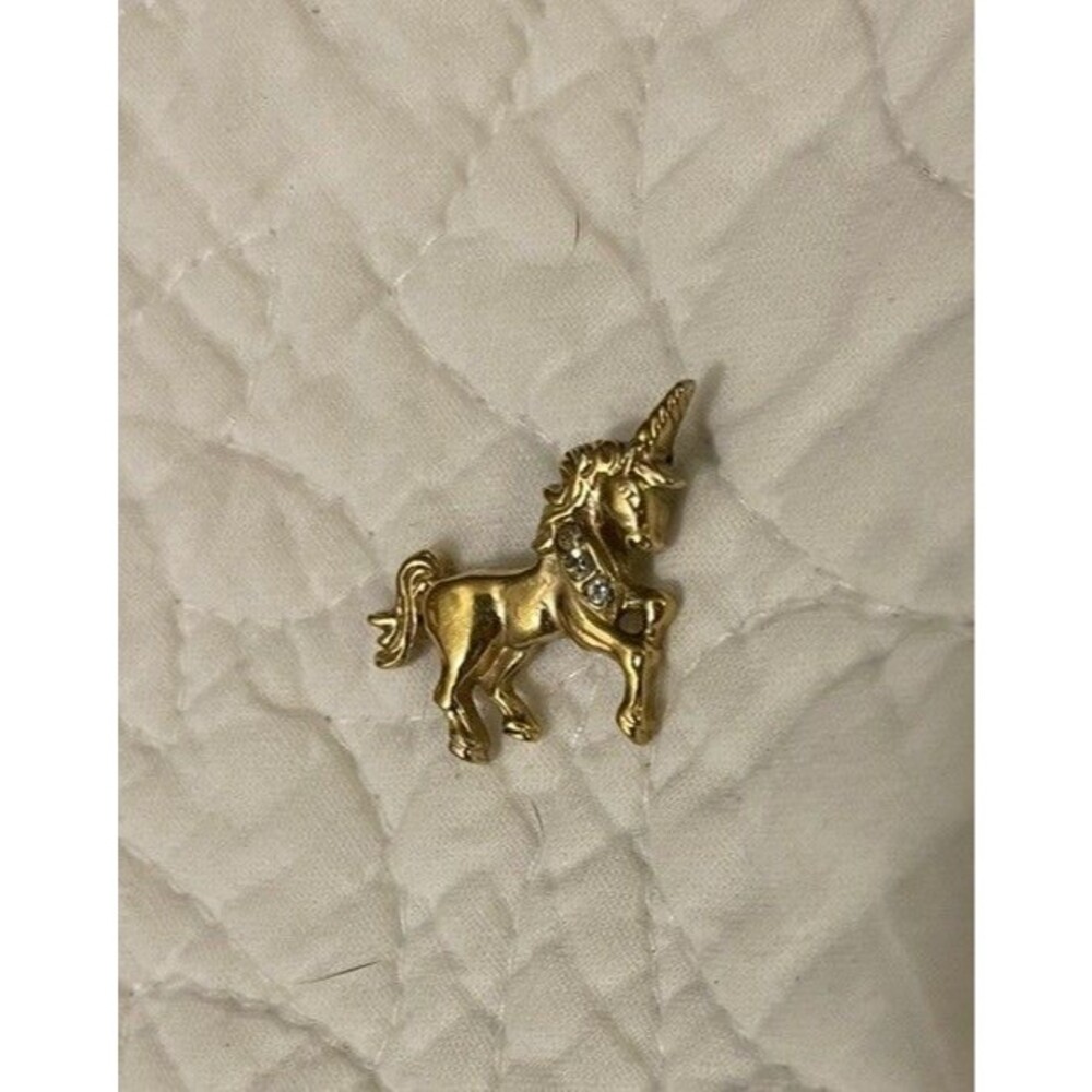 Vintage Avon Unicorn Pendant Gold Tone Rhinestone Necklace Charm